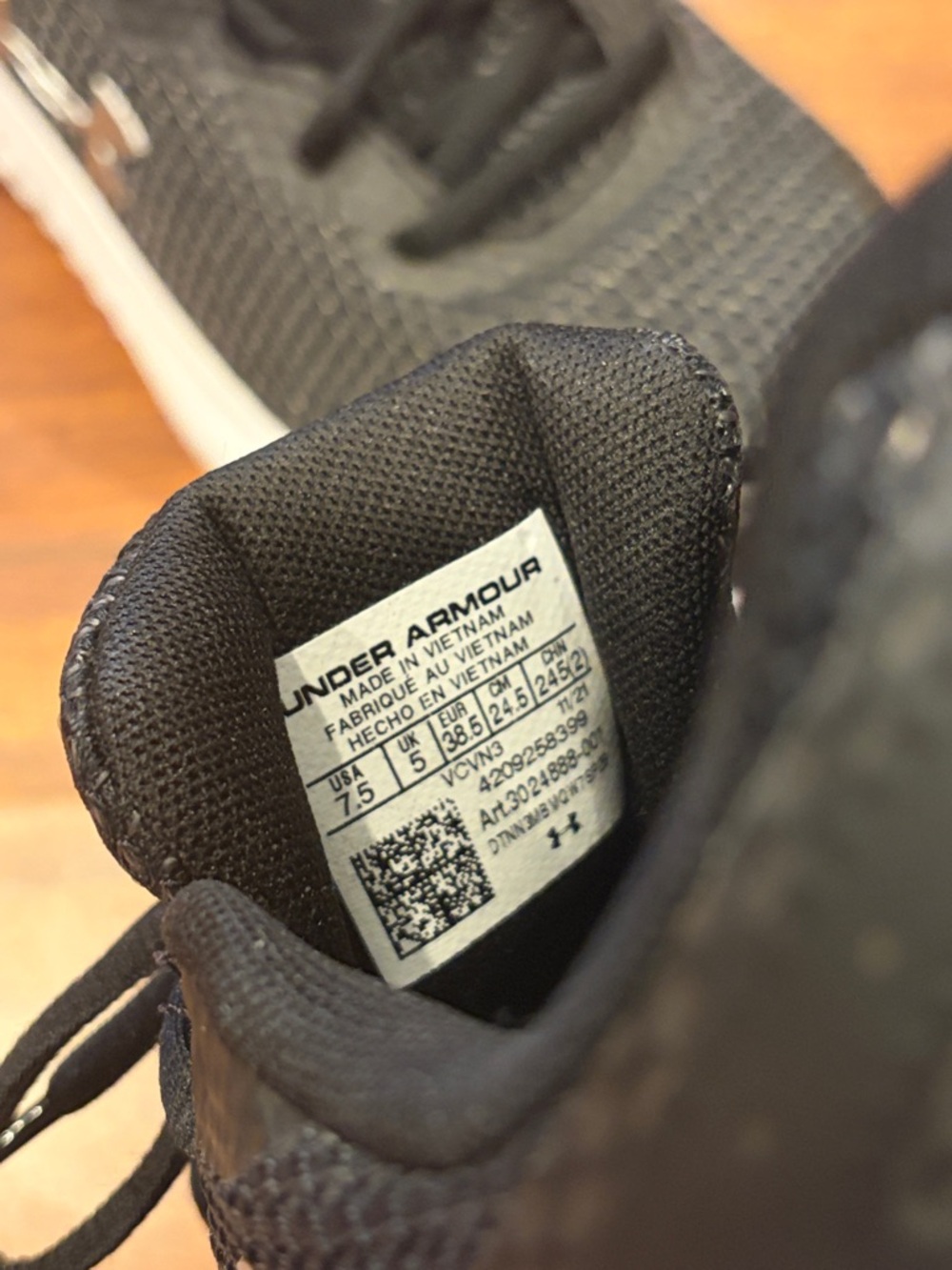 Under Armour Charged Rogue 3 Women’s Running Shoes Size 7.5 Black - Picture 8 of 10
